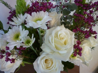 symp white roses
